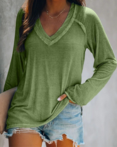 Enfärgad V-ringad topp